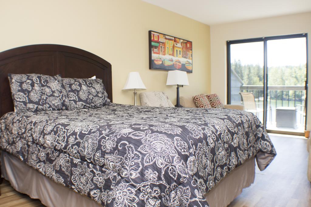 Marina Cay Bigfork Room photo